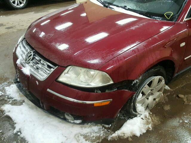 WVWRH63B72P304811 - 2002 VOLKSWAGEN PASSAT GLX MAROON photo 9