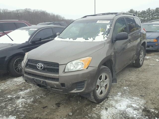 JTMBF33VX9D015949 - 2009 TOYOTA RAV4 BROWN photo 2