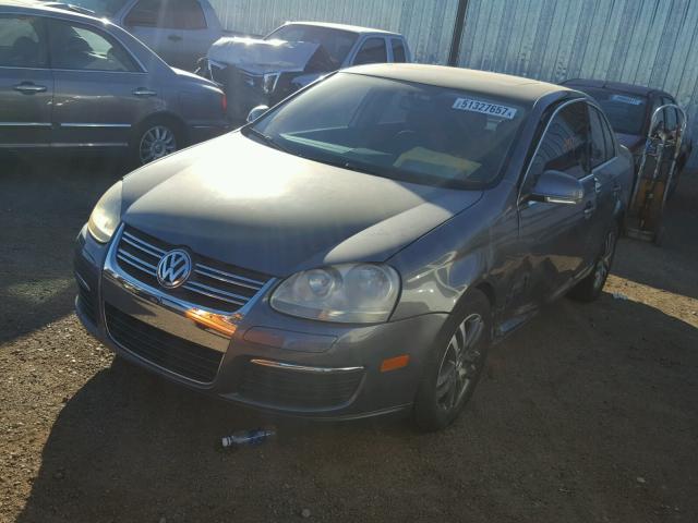 3VWST71K76M756257 - 2006 VOLKSWAGEN JETTA TDI CHARCOAL photo 2