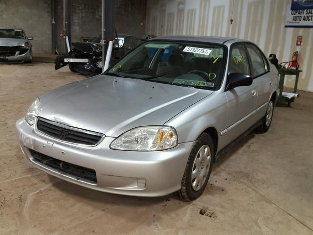 2HGEJ6615YH540586 - 2000 HONDA CIVIC BASE SILVER photo 2