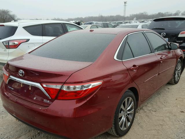 4T1BK1FK1FU556901 - 2015 TOYOTA CAMRY XSE RED photo 4