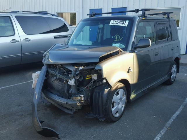 JTLKT324450218410 - 2005 TOYOTA SCION XB GREEN photo 2