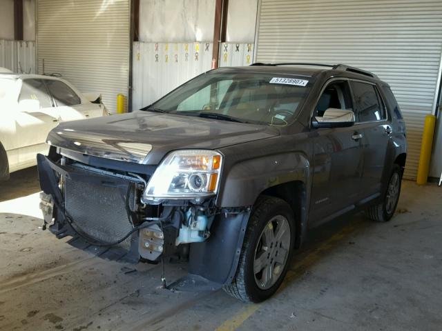 2CTALWEC1B6429213 - 2011 GMC TERRAIN SL GRAY photo 2