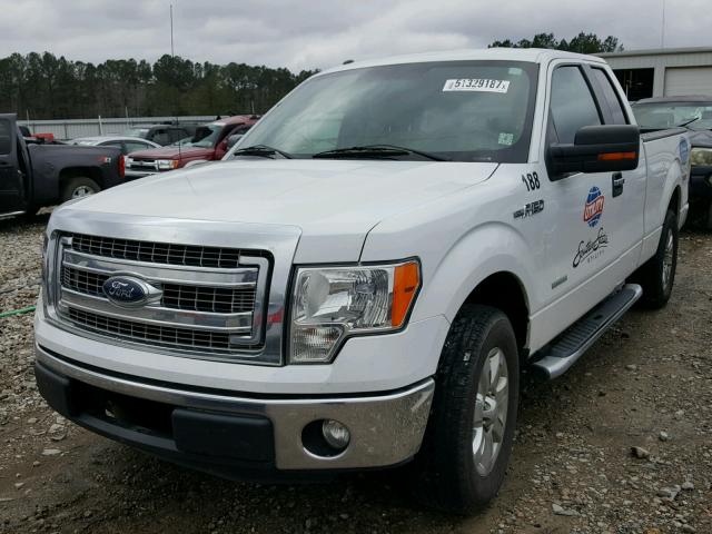 1FTFX1CTXDFB38875 - 2013 FORD F150 SUPER WHITE photo 2