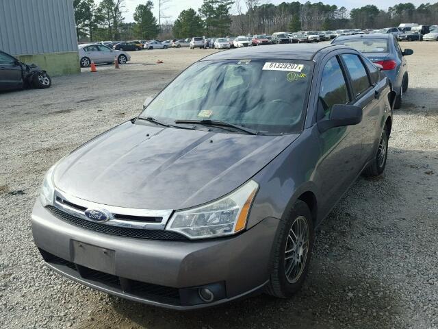 1FAHP3FN5BW160447 - 2011 FORD FOCUS SE GRAY photo 2