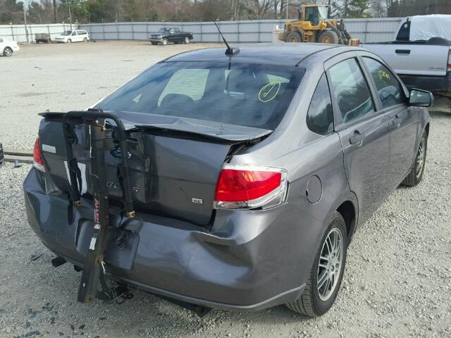 1FAHP3FN5BW160447 - 2011 FORD FOCUS SE GRAY photo 4