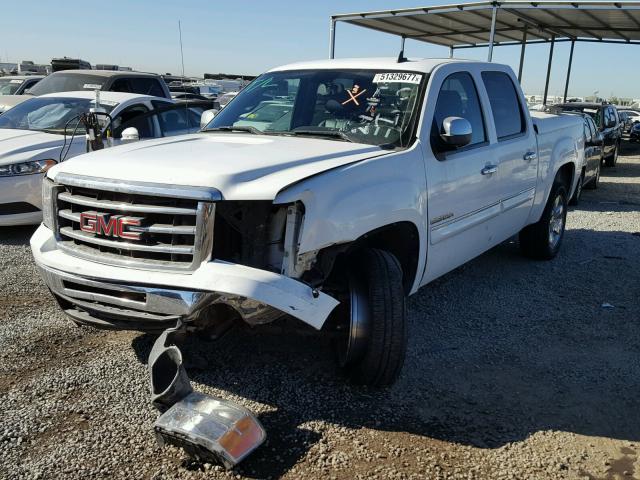 3GTP1VE02CG120366 - 2012 GMC SIERRA C15 WHITE photo 2