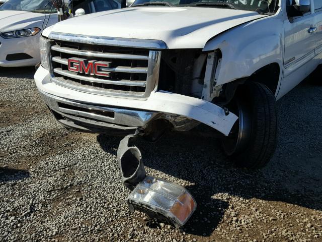 3GTP1VE02CG120366 - 2012 GMC SIERRA C15 WHITE photo 9