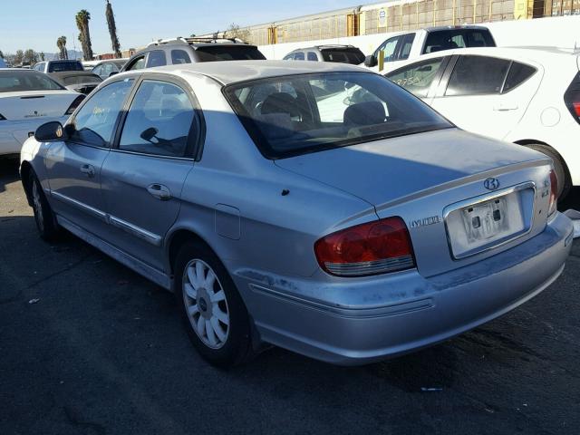 KMHWF35H72A672462 - 2002 HYUNDAI SONATA GLS SILVER photo 3