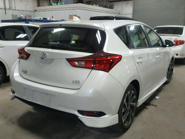 JTNKARJE1HJ547039 - 2017 TOYOTA COROLLA IM WHITE photo 4