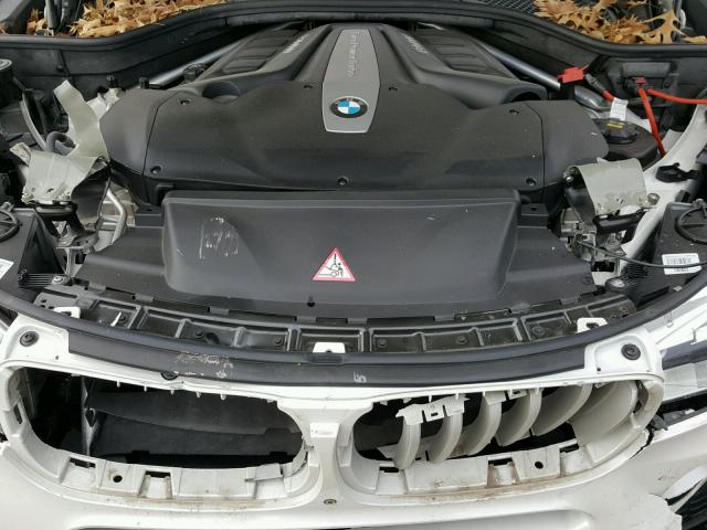 5UXKR6C53E0J72960 - 2014 BMW X5 XDRIVE5 WHITE photo 7