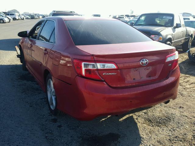 4T1BF1FKXDU658215 - 2013 TOYOTA CAMRY L RED photo 3