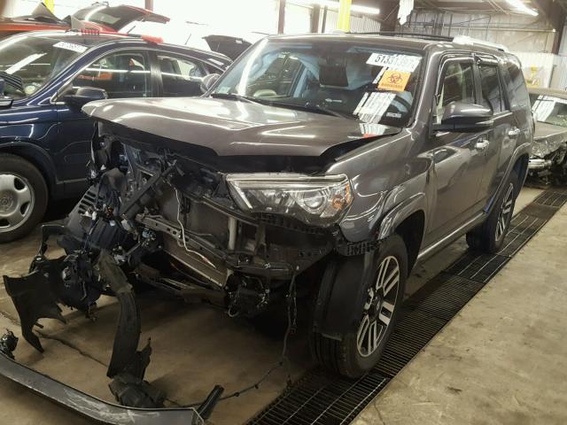 JTEBU5JR7E5170448 - 2014 TOYOTA 4RUNNER SR GRAY photo 2