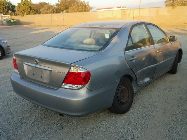 4T1BE32K35U979552 - 2005 TOYOTA CAMRY LE GRAY photo 4