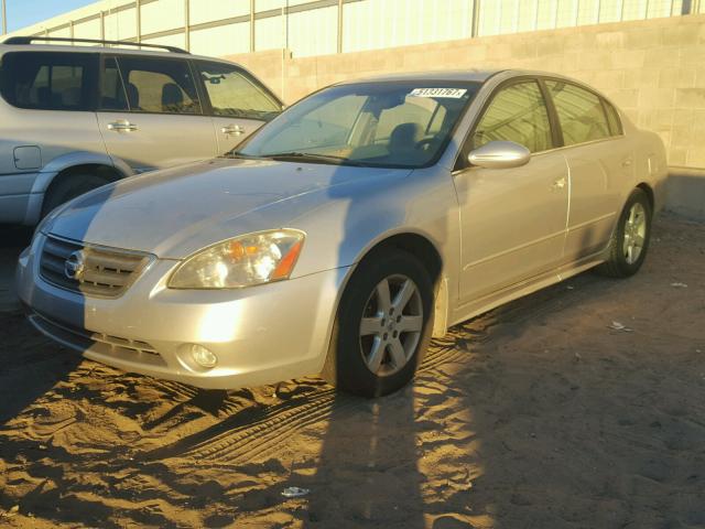 1N4AL11D53C183875 - 2003 NISSAN ALTIMA BAS SILVER photo 2