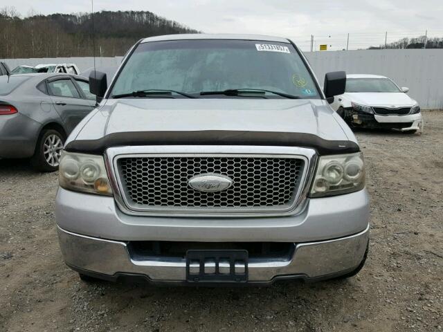 1FTRX12W95NA67054 - 2005 FORD F150 SILVER photo 9