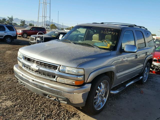 1GNEK13TXYJ146270 - 2000 CHEVROLET TAHOE K150 BEIGE photo 2