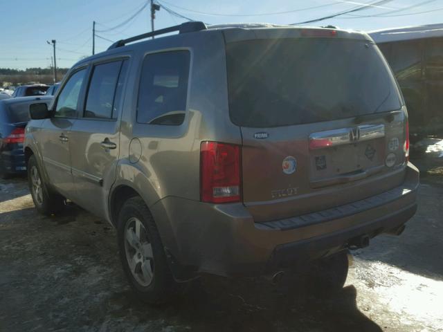 5FNYF4H50AB016498 - 2010 HONDA PILOT EXL BEIGE photo 3