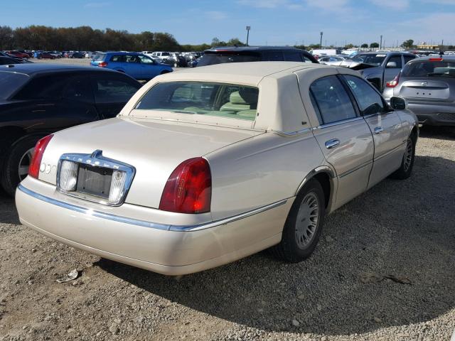 1LNHM83WX1Y651219 - 2001 LINCOLN TOWN CAR C CREAM photo 4