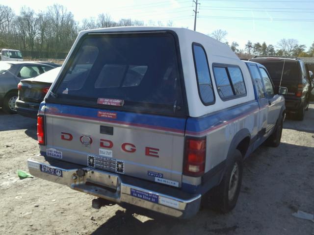 1B7GL23Y5NS581476 - 1992 DODGE DAKOTA BLUE photo 4