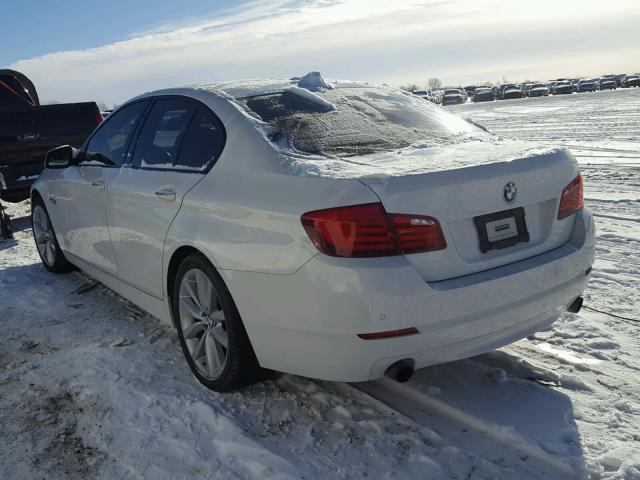 WBAFR7C52BC601411 - 2011 BMW 535 I WHITE photo 3
