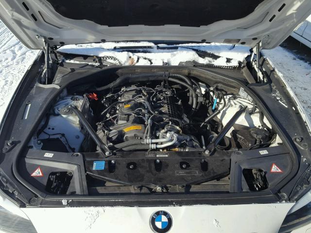 WBAFR7C52BC601411 - 2011 BMW 535 I WHITE photo 7