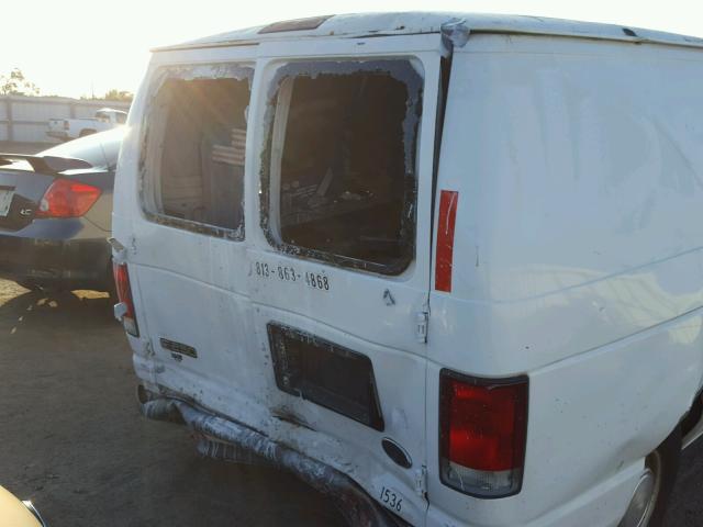 1FTRE1428YHA35926 - 2000 FORD ECONOLINE WHITE photo 9