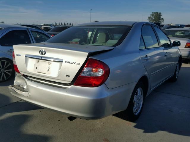 4T1BF32K82U539898 - 2002 TOYOTA CAMRY LE SILVER photo 4