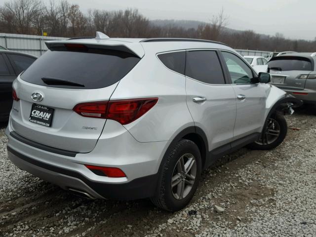 5XYZU3LB9HG444073 - 2017 HYUNDAI SANTA FE S SILVER photo 4