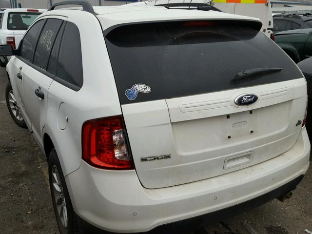 2FMDK3GC3DBC74127 - 2013 FORD EDGE SE WHITE photo 3