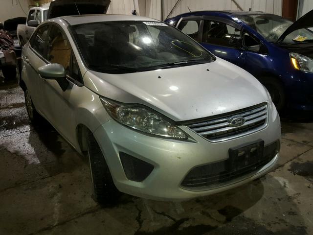 3FADP4BJ8CM135194 - 2012 FORD FIESTA SE SILVER photo 1