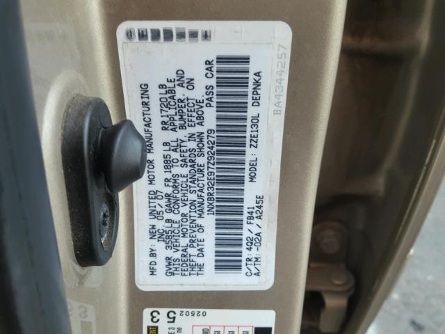 1NXBR32E97Z924279 - 2007 TOYOTA COROLLA CE GOLD photo 10