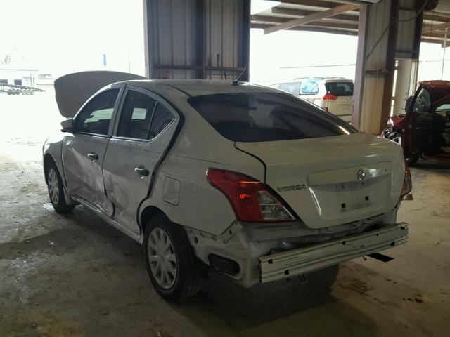 3N1CN7AP2GL834127 - 2016 NISSAN VERSA S WHITE photo 3