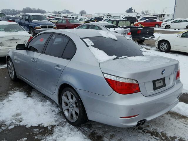 WBANV93518CZ67890 - 2008 BMW 535 XI SILVER photo 3