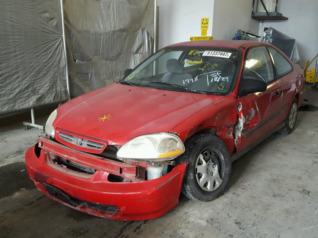 1HGEJ6222WL006590 - 1998 HONDA CIVIC DX RED photo 2