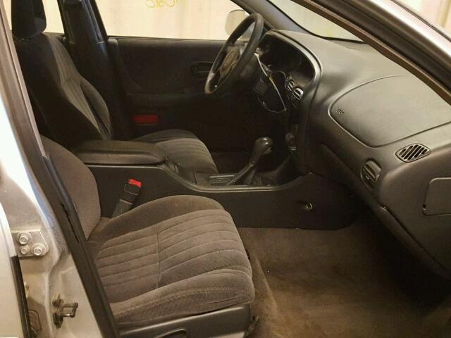 1G2WK52JX1F192389 - 2001 PONTIAC GRAND PRIX SILVER photo 5