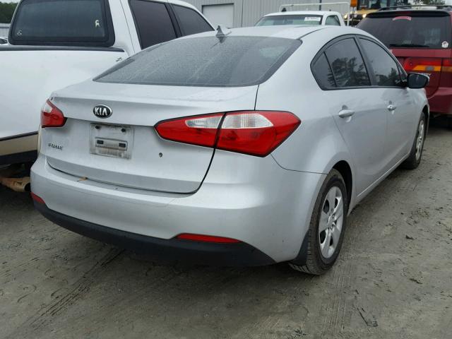 KNAFK4A62F5393359 - 2015 KIA FORTE LX SILVER photo 4