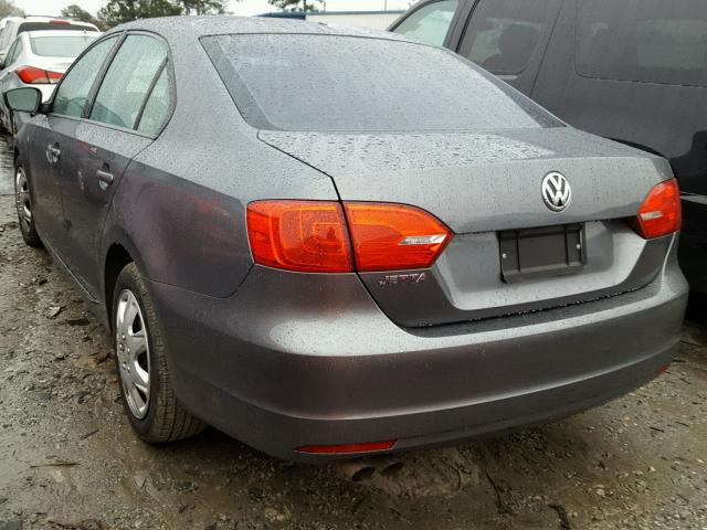 3VW2K7AJ6CM332932 - 2012 VOLKSWAGEN JETTA BASE 灰色 照片 3