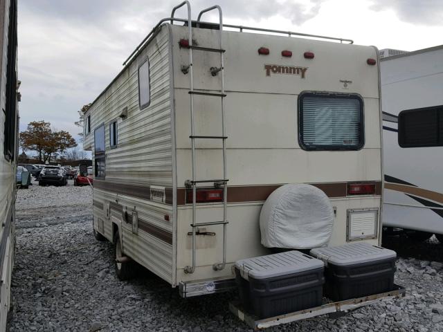 2GBJG31M7G4155181 - 1986 CHEVROLET G30 WHITE photo 3