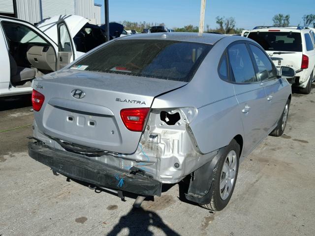 KMHDU46D08U445524 - 2008 HYUNDAI ELANTRA GL SILVER photo 4