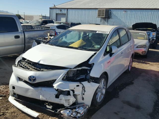 JTDZN3EU0C3082658 - 2012 TOYOTA PRIUS V WHITE photo 2