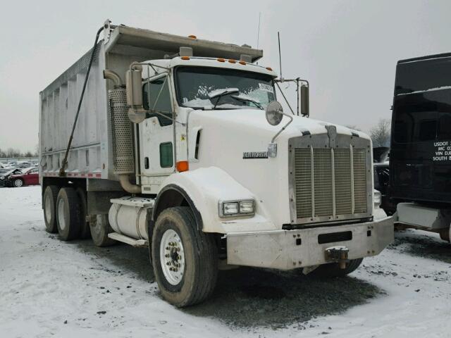 1NKDLU0X64R064136 - 2004 KENWORTH CONSTRUCTI WHITE photo 1