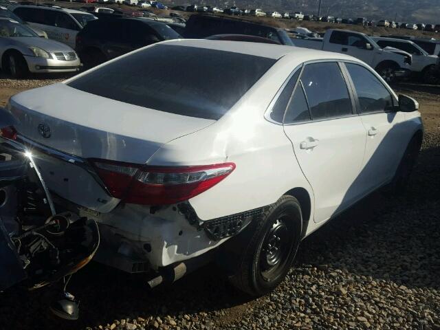4T4BF1FK6GR571163 - 2016 TOYOTA CAMRY LE WHITE photo 4