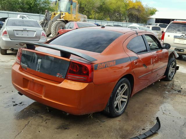 2B3KA53H36H195067 - 2006 DODGE CHARGER R/ ORANGE photo 4