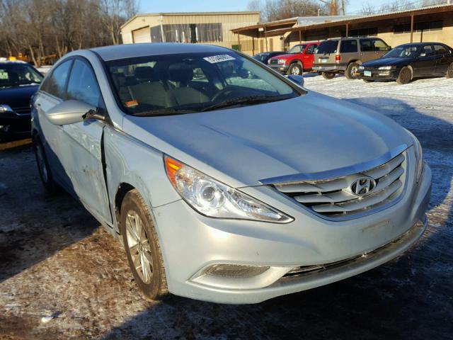 5NPEB4AC4BH238343 - 2011 HYUNDAI SONATA GLS SILVER photo 1