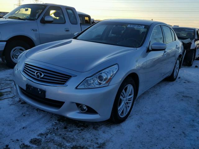 JN1CV6AR4DM762697 - 2013 INFINITI G37 SILVER photo 2