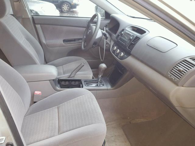 4T1BF32K25U097172 - 2005 TOYOTA CAMRY LE ვერცხლისფერი ფოტო 5