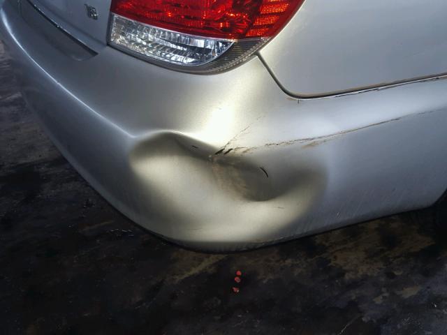 4T1BF32K25U097172 - 2005 TOYOTA CAMRY LE ვერცხლისფერი ფოტო 9