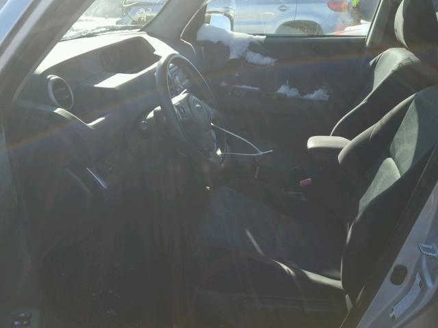JTLZE4FE4B1139908 - 2011 TOYOTA SCION XB 银色 照片 5