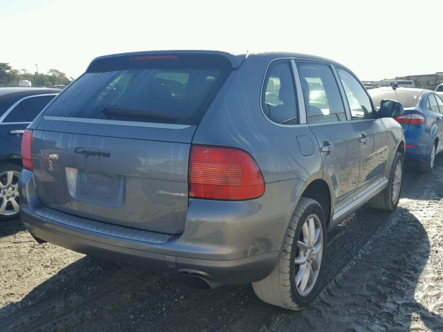 WP1AA29P65LA20285 - 2005 PORSCHE CAYENNE GRAY photo 4